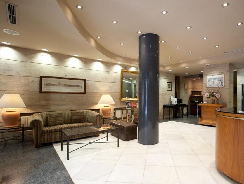 Hotel Moderno Puerta Del Sol Madri Exterior foto
